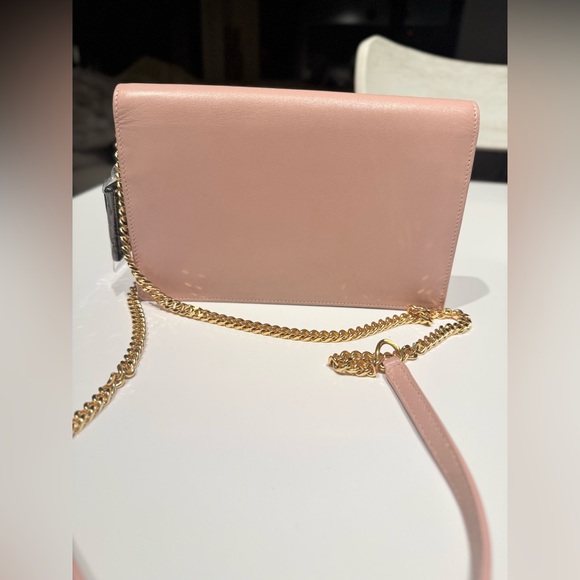 Yves Saint Laurent Pink Clutch with Gold Chain - Picture 3 of 9